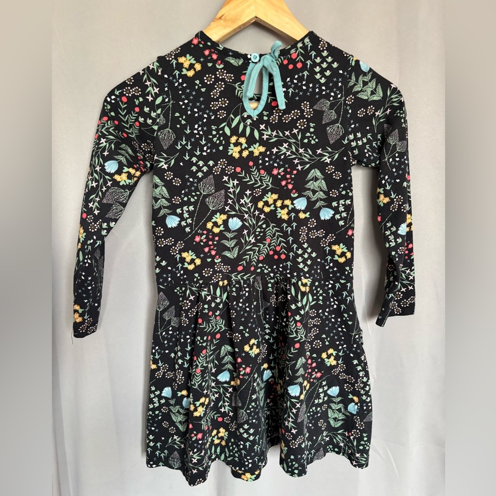 Hanna Andersson Girls Long Sleeved Floral Dress- size 6/7 or 120 - Picture 4 of 5